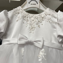 Load image into Gallery viewer, Sarah Louise baby girl white Christening Gown with matching Bonnet 001054
