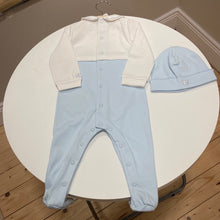 Load image into Gallery viewer, Emilie et rose - Dixon baby boy sleep suit blue with hat
