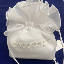 Load image into Gallery viewer, Girls White Chiffon Holy Communion Bag 6018
