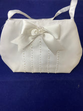 Load image into Gallery viewer, Girls first holy communion bag - 6035
