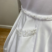 Load image into Gallery viewer, Jelly Totts First Holy Communion Dress - 2205- Abbie
