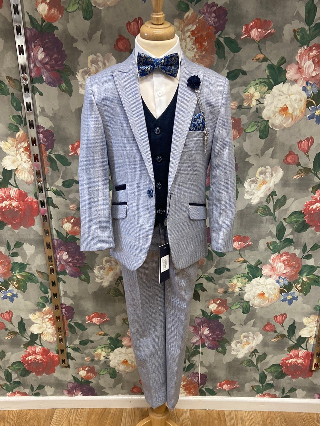 Cavani Caridi Sky 3 piece suit with Navy waistcoat