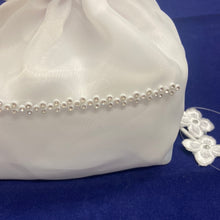 Load image into Gallery viewer, Girls White Chiffon Holy Communion Bag cb097
