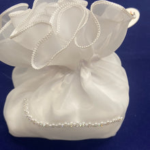 Load image into Gallery viewer, Girls White Chiffon Holy Communion Bag cb097
