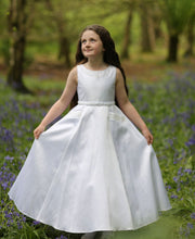 Load image into Gallery viewer, Jelly Totts First Holy Communion Dress - 2205- Abbie
