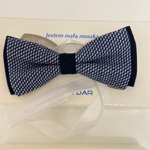 Load image into Gallery viewer, Stan Dar Boys pocket square and bow tie
