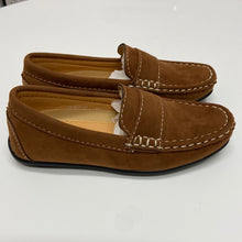 Load image into Gallery viewer, Boys Duncan Tan slip on shoes
