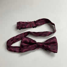 Load image into Gallery viewer, Marc Darcy Boys Circle pattern Bow tie
