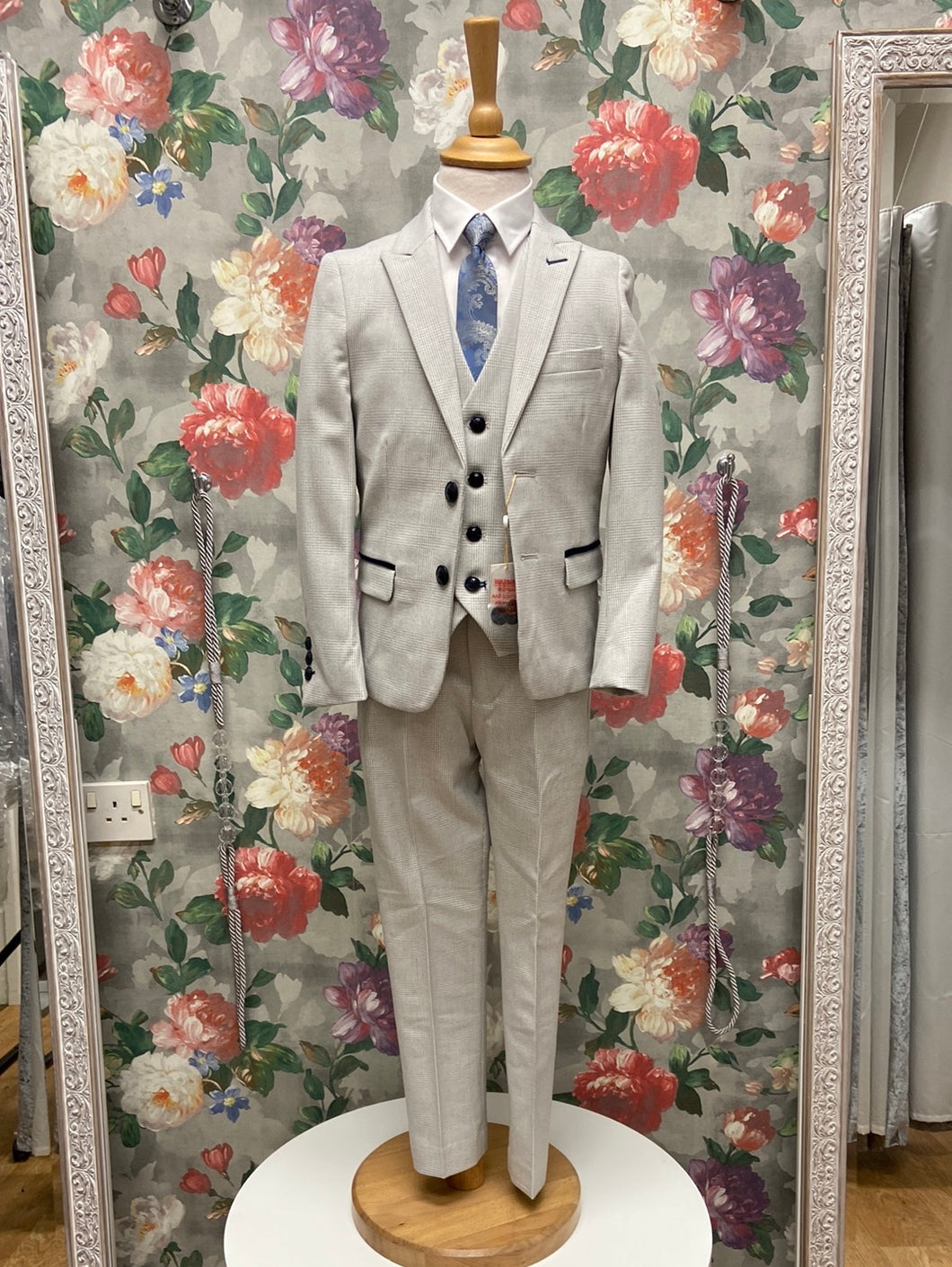 Marc Darcy Bromley Stone Boys 3 piece Suit