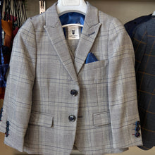 Load image into Gallery viewer, Marc Darcy Jerry Boys 3 piece suit
