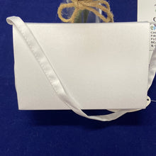 Load image into Gallery viewer, White satin Communion bag Cb072
