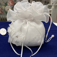 Load image into Gallery viewer, Girls First Holy Communion Bag cb064
