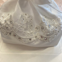 Load image into Gallery viewer, Ivory Flowergirl bag
